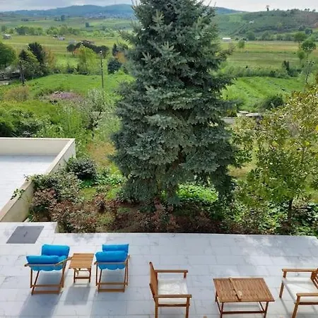 Megara; Havuzlu Muestakil 4*