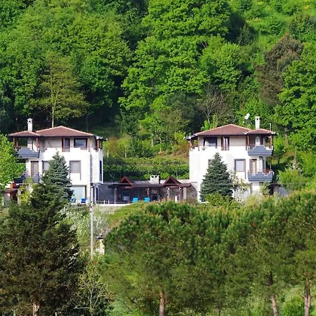 Megara; Havuzlu Muestakil Otel